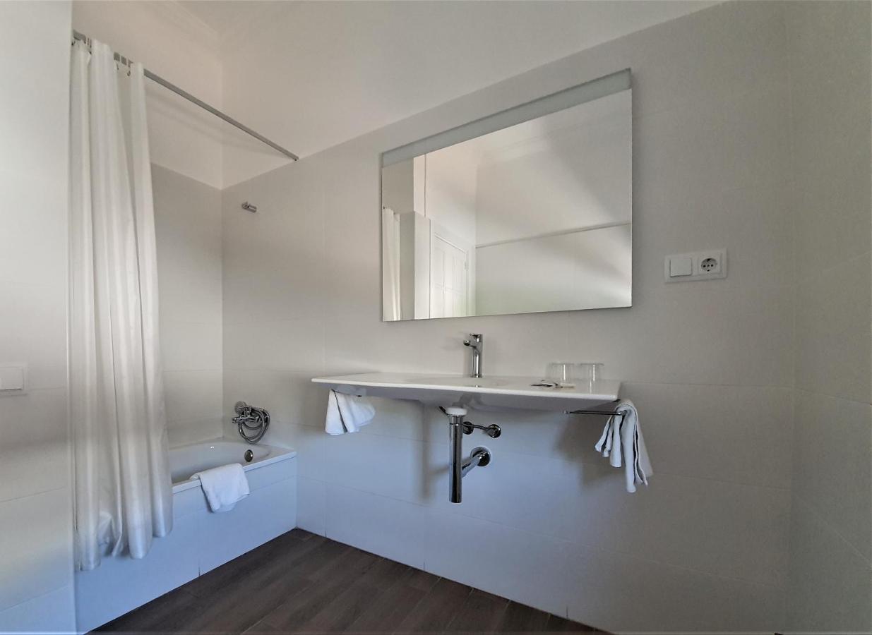 אל פונט דה סוארט Hostal Canigo מראה חיצוני תמונה