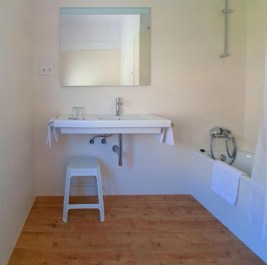 אל פונט דה סוארט Hostal Canigo מראה חיצוני תמונה