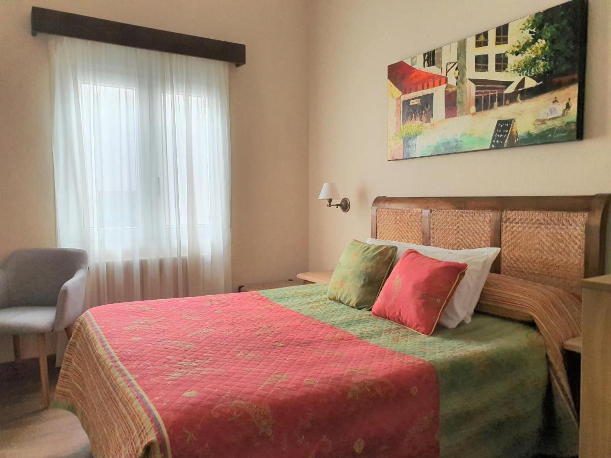 אל פונט דה סוארט Hostal Canigo מראה חיצוני תמונה