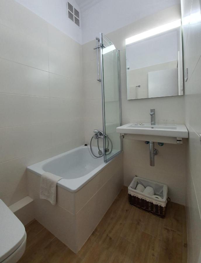 אל פונט דה סוארט Hostal Canigo מראה חיצוני תמונה